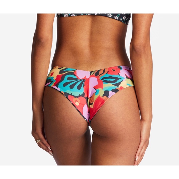 Billabong π΄ Floral Underwire Bikini Top | Reversible Fiji Bottoms - Picture 13 of 16